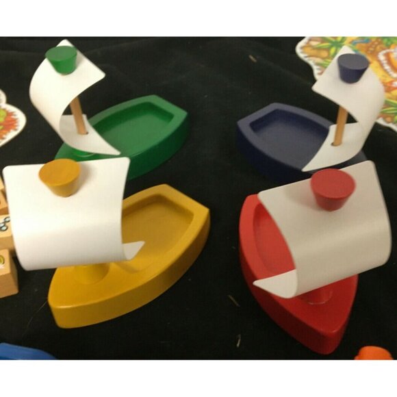 Treasure Hunt Board Game ©2003 Ravensburger Speileverlag 2-4 Players HTF Retired - Picture 5 of 12